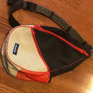 Kavu Shoulder Bag